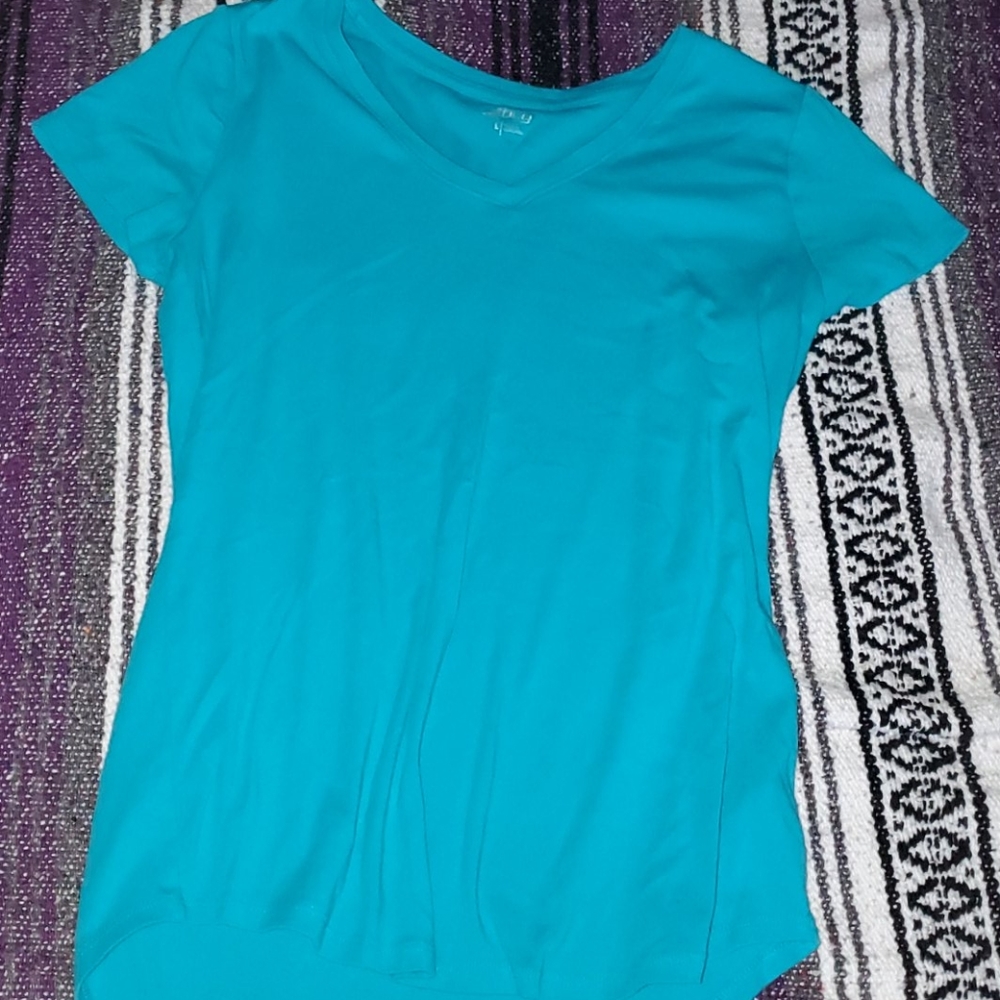 Active wear t-shirt
